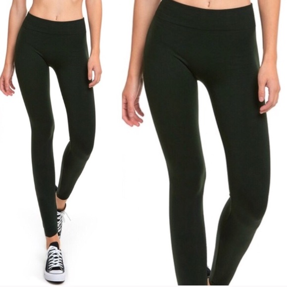 Black Fleece Lined Soft Leggings - Picture 3 of 3